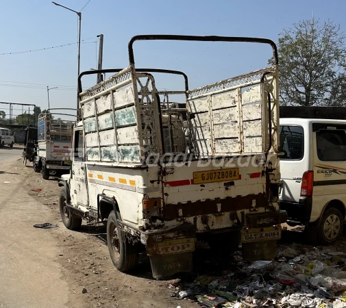 MAHINDRA Maxximo