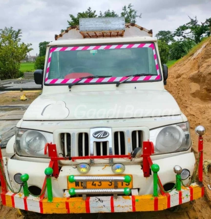 MAHINDRA BOLERO