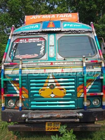 ASHOK LEYLAND 3118 LA (Super)