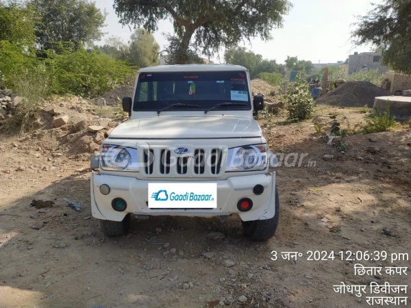 MAHINDRA Bolero Camper