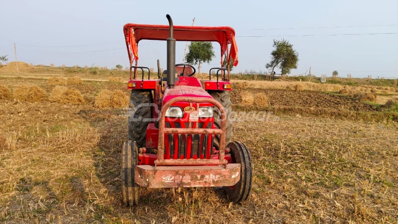 MAHINDRA 265