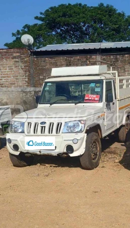 MAHINDRA Bolero Pik-Up