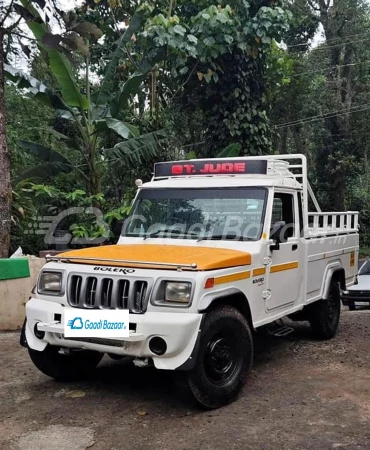 MAHINDRA Bolero Maxitruck CBC