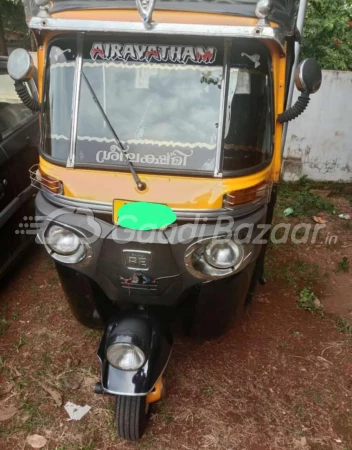 Bajaj RE Compact 4S