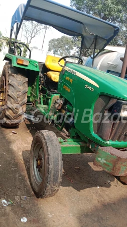 John Deere 5042 D