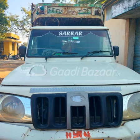 MAHINDRA Bolero Pik-Up