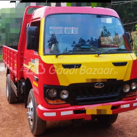 MAHINDRA Loadking Optimo Pride