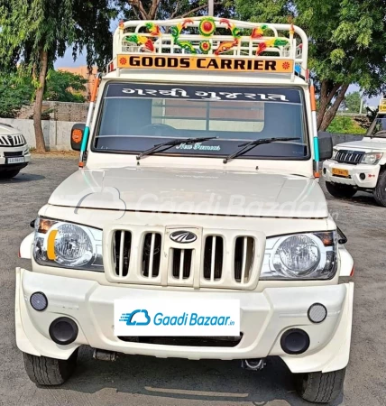 MAHINDRA Bolero Pik-Up