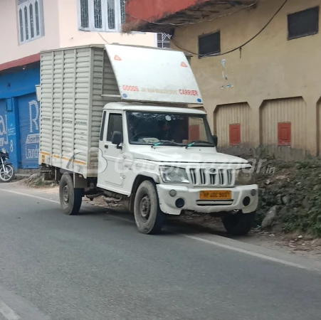 MAHINDRA Bolero Pik-Up