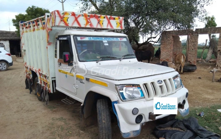 MAHINDRA Bolero Pik-Up