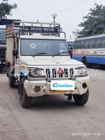 MAHINDRA Bolero Maxitruck Plus