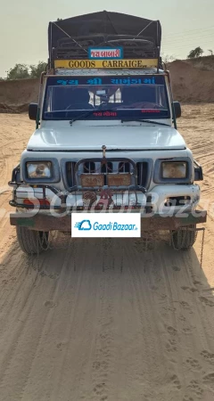 MAHINDRA Bolero Maxitruck CBC