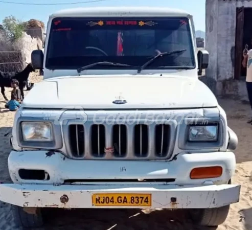 MAHINDRA Bolero Camper