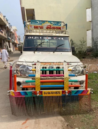 MAHINDRA BOLERO