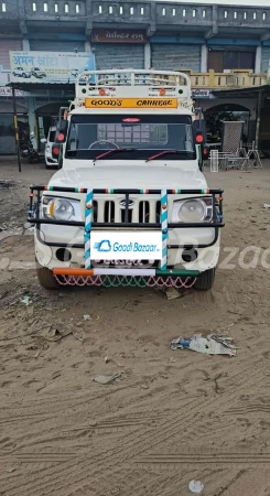 MAHINDRA Bolero Maxitruck Plus