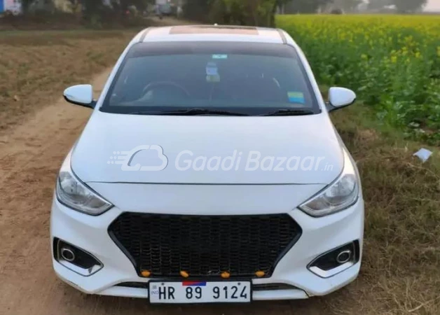 HYUNDAI VERNA