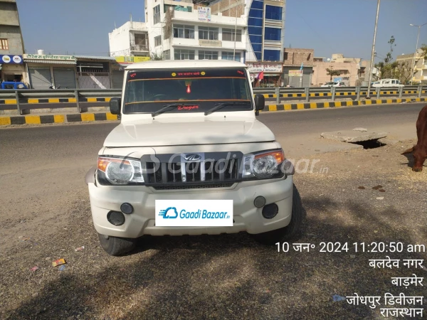 MAHINDRA Bolero Camper