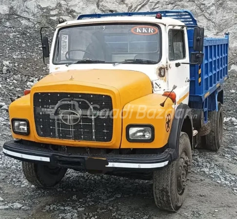 TATA MOTORS  SIGNA 4923