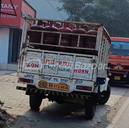 MAHINDRA Bolero Camper