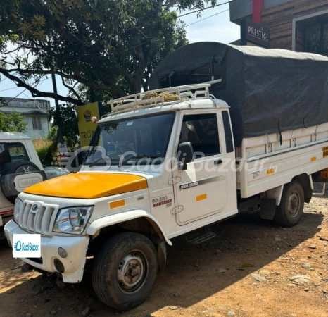 MAHINDRA Bolero Maxitruck Plus