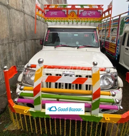 MAHINDRA DI 3200