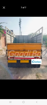 MAHINDRA Bolero Maxitruck Plus