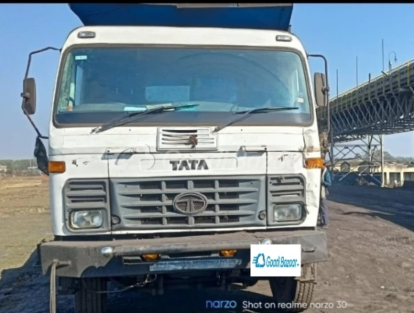 TATA MOTORS LPK 3118