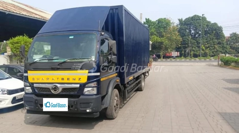 DAIMLER INDIA COMMERCIAL VEHICLES 1015R