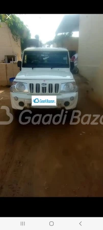 MAHINDRA Bolero Pik-Up