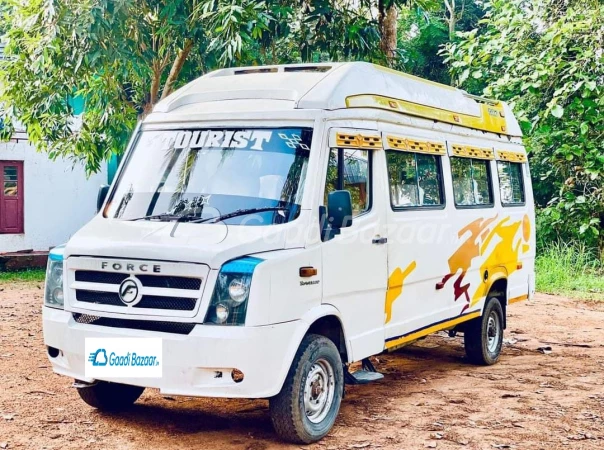 FORCE MOTORS TRAVELLER