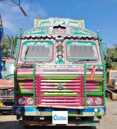 ASHOK LEYLAND 3718