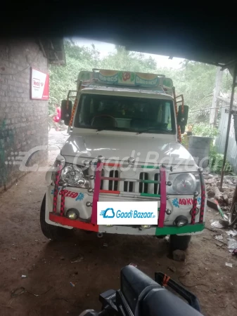 MAHINDRA Bolero Pik-Up