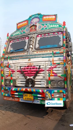 ASHOK LEYLAND AL 3118