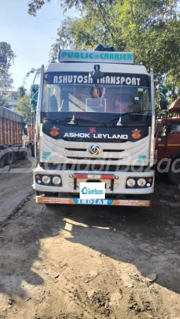 ASHOK LEYLAND AL 4220