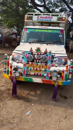 MAHINDRA BOLERO