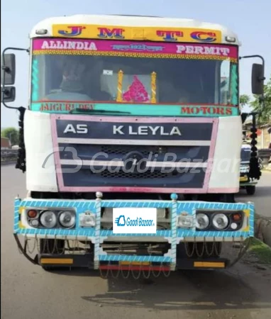 ASHOK LEYLAND U 4923