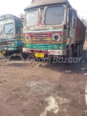 ASHOK LEYLAND 3118 LA (Super)