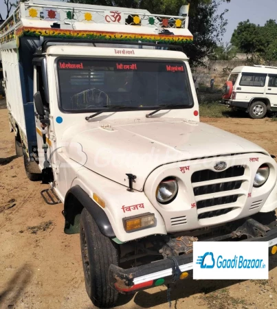 MAHINDRA Bolero Pik-Up