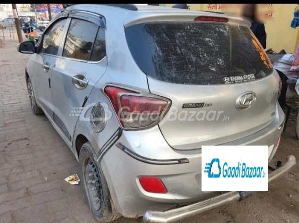 Hyundai I10 at best price in Kanpur by Khanna Hyundai