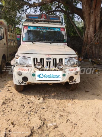 MAHINDRA Bolero Pik-Up