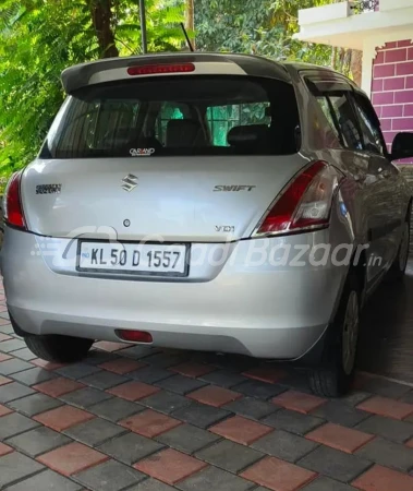 MARUTI SUZUKI SWIFT