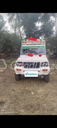 MAHINDRA Bolero Pik-Up