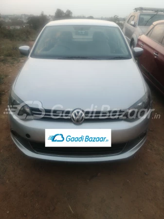 VOLKSWAGEN Vento [2012-2014]