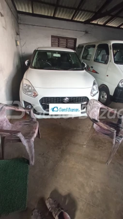 MARUTI SUZUKI SWIFT