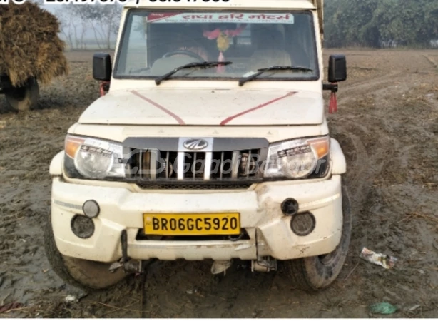 MAHINDRA Bolero Maxitruck CBC