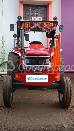 MAHINDRA Arjun 555 Di