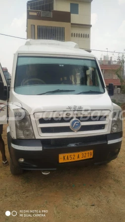  FORCE MOTORS TEMPO TRAVELLER