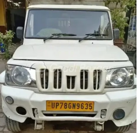 MAHINDRA Bolero Maxitruck Plus