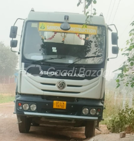 ASHOK LEYLAND AL UE 2820 T