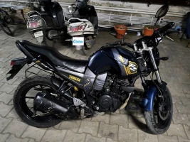 Yamaha FZ S